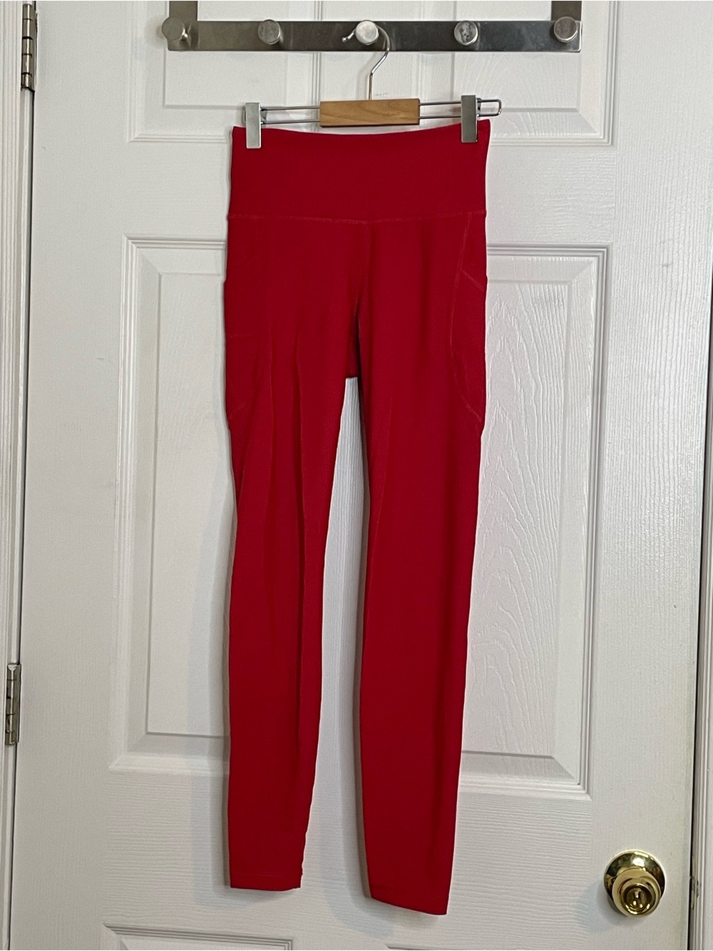 Old Navy Red Ribbed High-Rise Leggings Size XS
